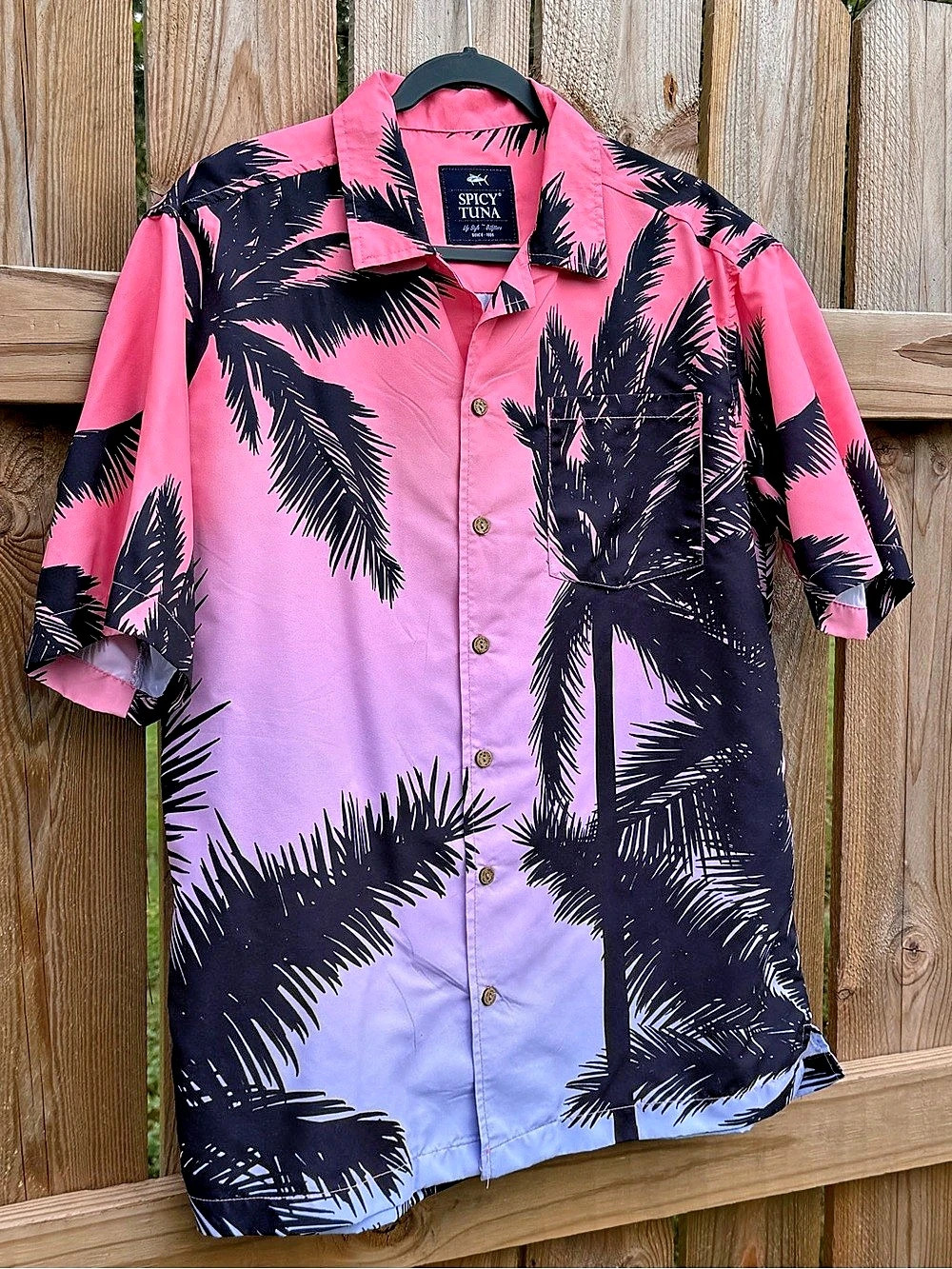 Spicy Tuna Men's Palm Tree Shirt Size Medium Hawaiian Vacation Miami Club Party